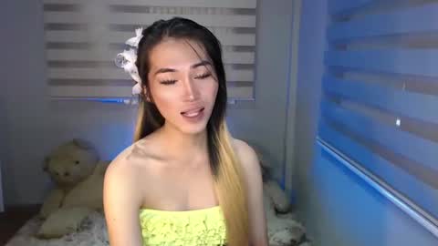 Snapshot of yoursexservice chatting on 12/13/24, 02:43 online show from 12/13/24, 02:43