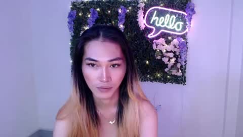 Snapshot of yoursexservice chatting on 12/18/24, 12:43 online show from 12/18/24, 12:43