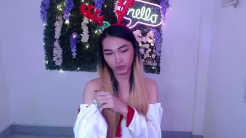 Snapshot of yoursexservice chatting on 12/22/24, 11:20 online show from 12/22/24, 11:20