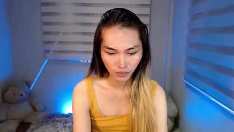 Snapshot of yoursexservice chatting on 01/06/25, 01:42 online show from 01/06/25, 01:42