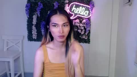 Snapshot of yoursexservice chatting on 01/11/25, 01:37 online show from 01/11/25, 01:37