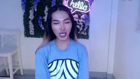 Snapshot of yoursexservice chatting on 01/19/25, 11:43 online show from 01/19/25, 11:43