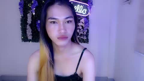 Snapshot of yoursexservice chatting on 01/25/25, 12:17 online show from 01/25/25, 12:17