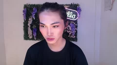 Snapshot of yoursexservice chatting on 02/13/25, 02:12 online show from 02/13/25, 02:12