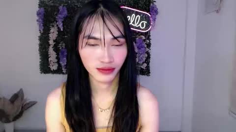 Snapshot of yoursexservice chatting on 02/23/25, 11:14 online show from 02/23/25, 11:14