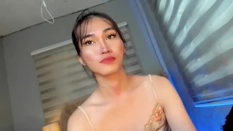 Snapshot of yoursexservice chatting on 09/09/25, 02:00 online show from 09/09/25, 02:00