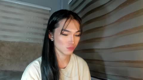 Snapshot of yoursexservice chatting on 09/21/25, 12:34 online show from 09/21/25, 12:34