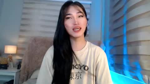 Snapshot of yoursexservice chatting on 10/11/25, 11:36 online show from 10/11/25, 11:36