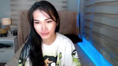 Snapshot of yoursexservice chatting on 10/13/25, 10:54 online show from 10/13/25, 10:54