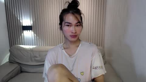 Snapshot of yoursexservice chatting on 12/14/25, 12:27 online show from 12/14/25, 12:27