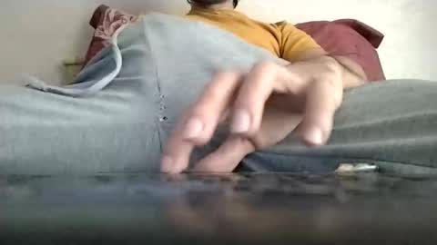 Snapshot of yoursexymr chatting on 10/27/25, 03:16 Mark online show from 10/27/25, 03:16