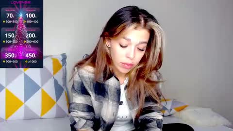 yoursoul_mila online show from 01/12/25, 11:28