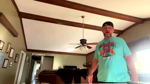 Snapshot of yourstoforget chatting on 04/01/26, 01:41 yourstoforget online show from 04/01/26, 01:41