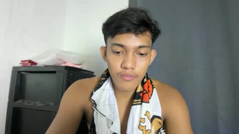 Snapshot of yourstreetguy_kenneth chatting on 08/01/26, 05:45 yourstreetguy_kenneth online show from 08/01/26, 05:45