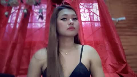 yoursweetgirl_zia online show from 05/04/26, 08:54