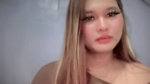 yoursweetgirl_zia online show from 05/12/26, 05:59
