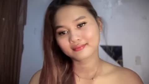 yoursweetgirl_zia online show from 05/14/26, 05:36