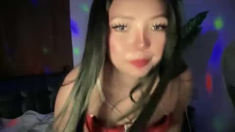 Snapshot of yoursweethot_faye chatting on 02/04/26, 04:24 Faye online show from 02/04/26, 04:24