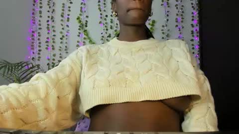 Snapshot of yoursweetsin16 chatting on 03/11/26, 05:19 yoursweetsin16 online show from 03/11/26, 05:19