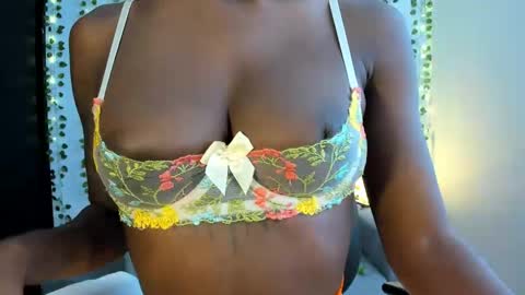 Snapshot of yoursweetsin16 chatting on 03/30/26, 03:57 yoursweetsin16 online show from 03/30/26, 03:57