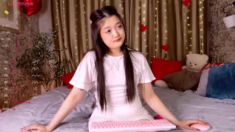 Snapshot of yoursweetsoul chatting on 02/21/26, 02:45 Bella online show from 02/21/26, 02:45