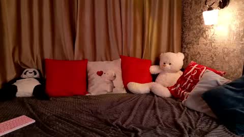 Bella online show from 05/17/26, 03:15