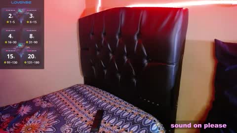 Snapshot of yourtattodoll chatting on 11/10/25, 11:48 Gaby online show from 11/10/25, 11:48