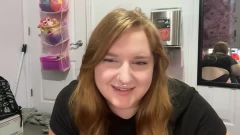 Snapshot of yourthickgingergoddess chatting on 11/03/25, 07:04 yourthickgingergoddess online show from 11/03/25, 07:04