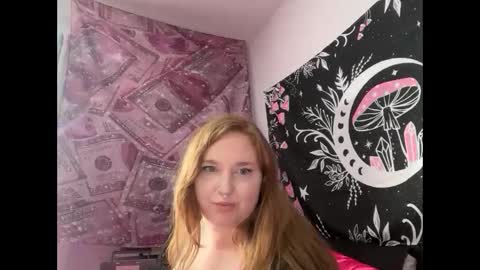 Snapshot of yourthickgingergoddess chatting on 12/03/25, 06:06 yourthickgingergoddess online show from 12/03/25, 06:06