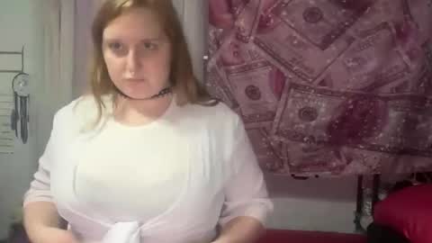 Snapshot of yourthickgingergoddess chatting on 12/16/25, 01:21 yourthickgingergoddess online show from 12/16/25, 01:21