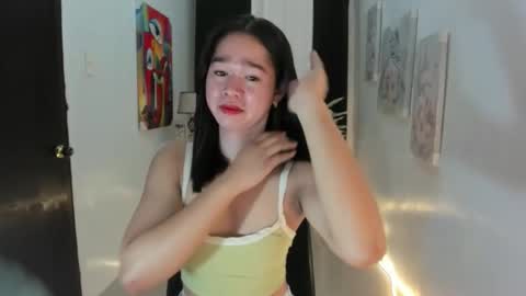 yourtinybunny online show from 10/23/25, 10:36