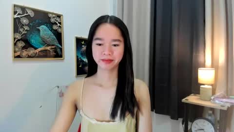 Snapshot of yourtinybunny chatting on 06/14/26, 11:23 yourtinybunny online show from 06/14/26, 11:23