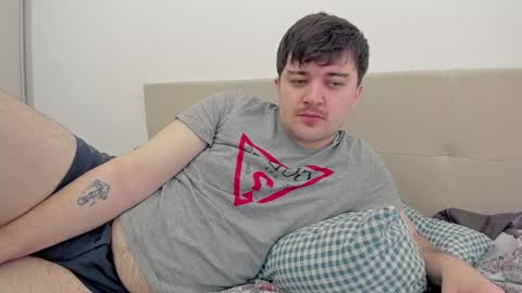 Snapshot of yourtotoro chatting on 02/04/25, 06:57 Mike online show from 02/04/25, 06:57