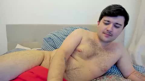 Snapshot of yourtotoro chatting on 03/04/25, 08:05 Mike online show from 03/04/25, 08:05