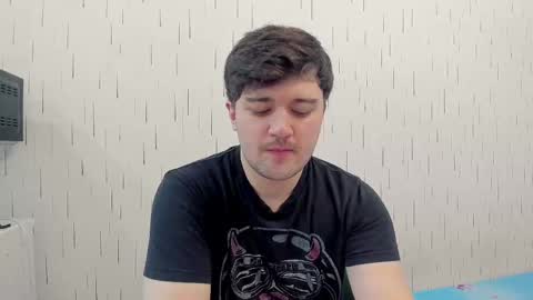 Snapshot of yourtotoro chatting on 03/08/25, 05:28 Mike online show from 03/08/25, 05:28