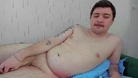 Snapshot of yourtotoro chatting on 09/24/25, 08:06 Mike online show from 09/24/25, 08:06