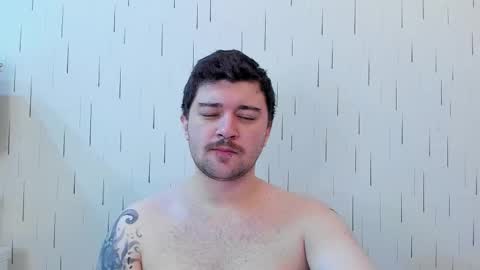 Snapshot of yourtotoro chatting on 10/02/25, 09:49 Mike online show from 10/02/25, 09:49