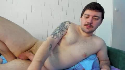 Snapshot of yourtotoro chatting on 10/06/25, 08:56 Mike online show from 10/06/25, 08:56