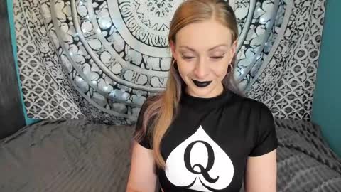 YourVenus00 -Follow my OF online show from 06/06/26, 10:31