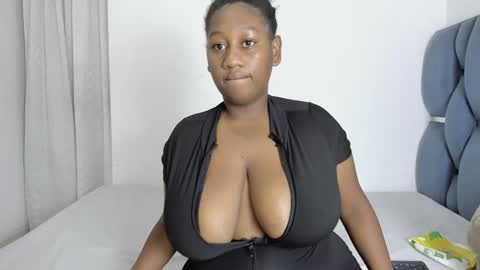 yourwife_anna online show from 10/26/25, 10:43