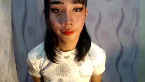 Snapshot of yourwife_material99 chatting on 03/20/26, 07:46 yourwife_material99 online show from 03/20/26, 07:46