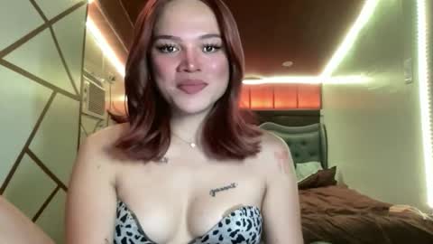 Snapshot of yourwildestdreamgirl chatting on 06/08/26, 02:45 ANDREA online show from 06/08/26, 02:45