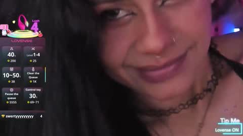 Snapshot of yourwishisme_val chatting on 12/04/25, 04:00 Val online show from 12/04/25, 04:00