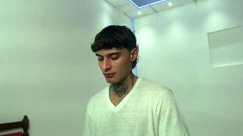 Angel online show from 03/02/26, 01:52