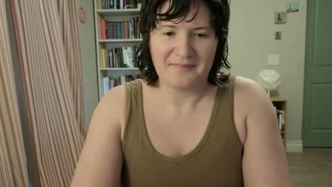 Snapshot of yousaiditfirst chatting on 04/08/26, 09:26 Rose Noire online show from 04/08/26, 09:26