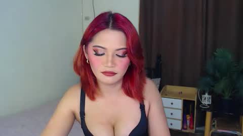 Snapshot of youungsextdeity chatting on 09/28/25, 10:31 cathy online show from 09/28/25, 10:31