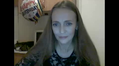 Snapshot of youur_light chatting on 11/07/25, 06:19 Youur light online show from 11/07/25, 06:19