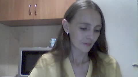 Snapshot of youur_light chatting on 06/17/26, 06:09 Youur light online show from 06/17/26, 06:09