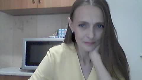 Snapshot of youur_light chatting on 06/23/26, 06:28 Youur light online show from 06/23/26, 06:28