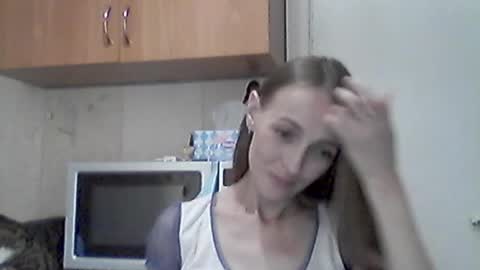 Snapshot of youur_light chatting on 06/26/26, 05:17 Youur light online show from 06/26/26, 05:17